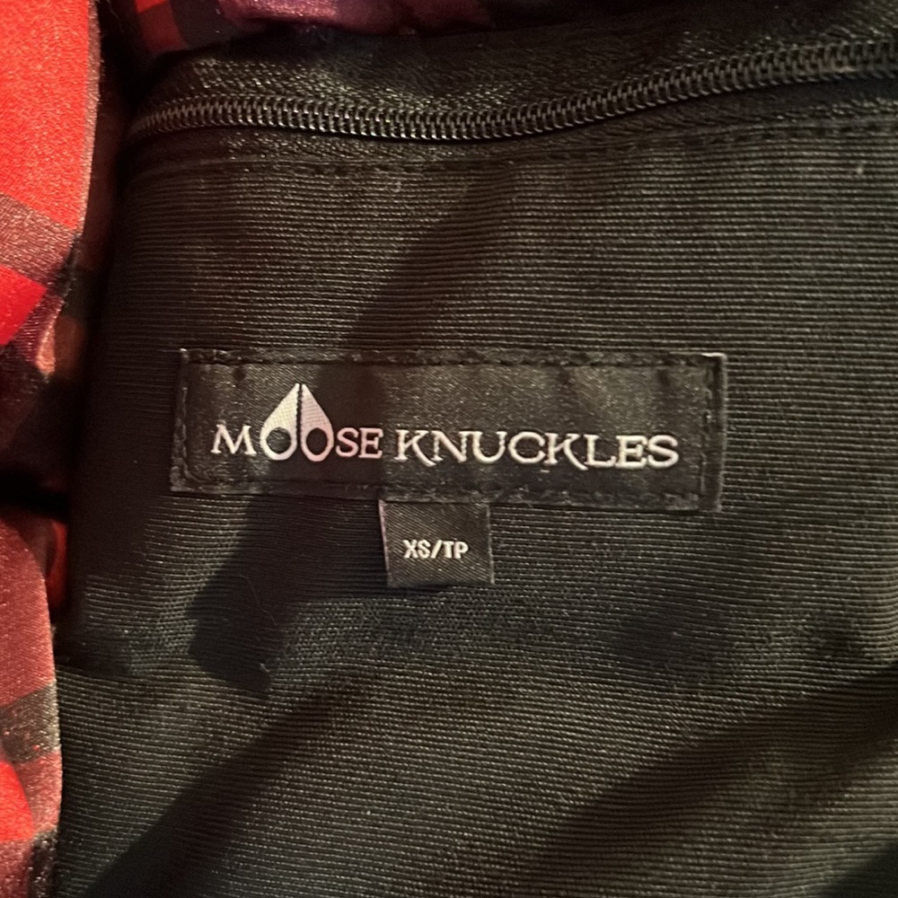 MOOSE KNUCKLES DEBBIE BOMBER SHEARLING WOMEN'S DOWN JACKET - Picture 7 of 15